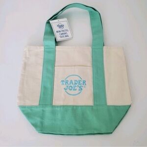 NWT Trader Joe’s Mini Tote in Mint